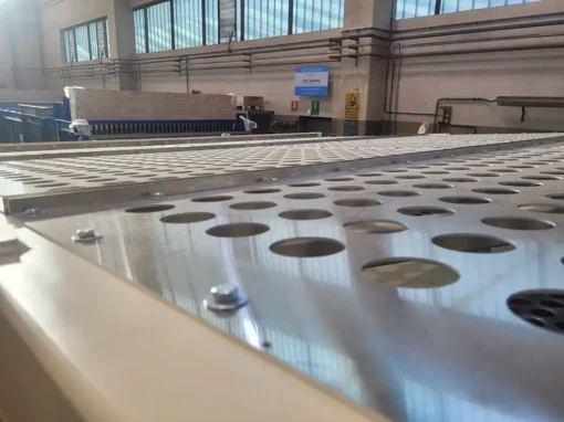 Oscillating screen_10