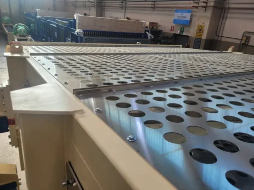 Oscillating screen_9